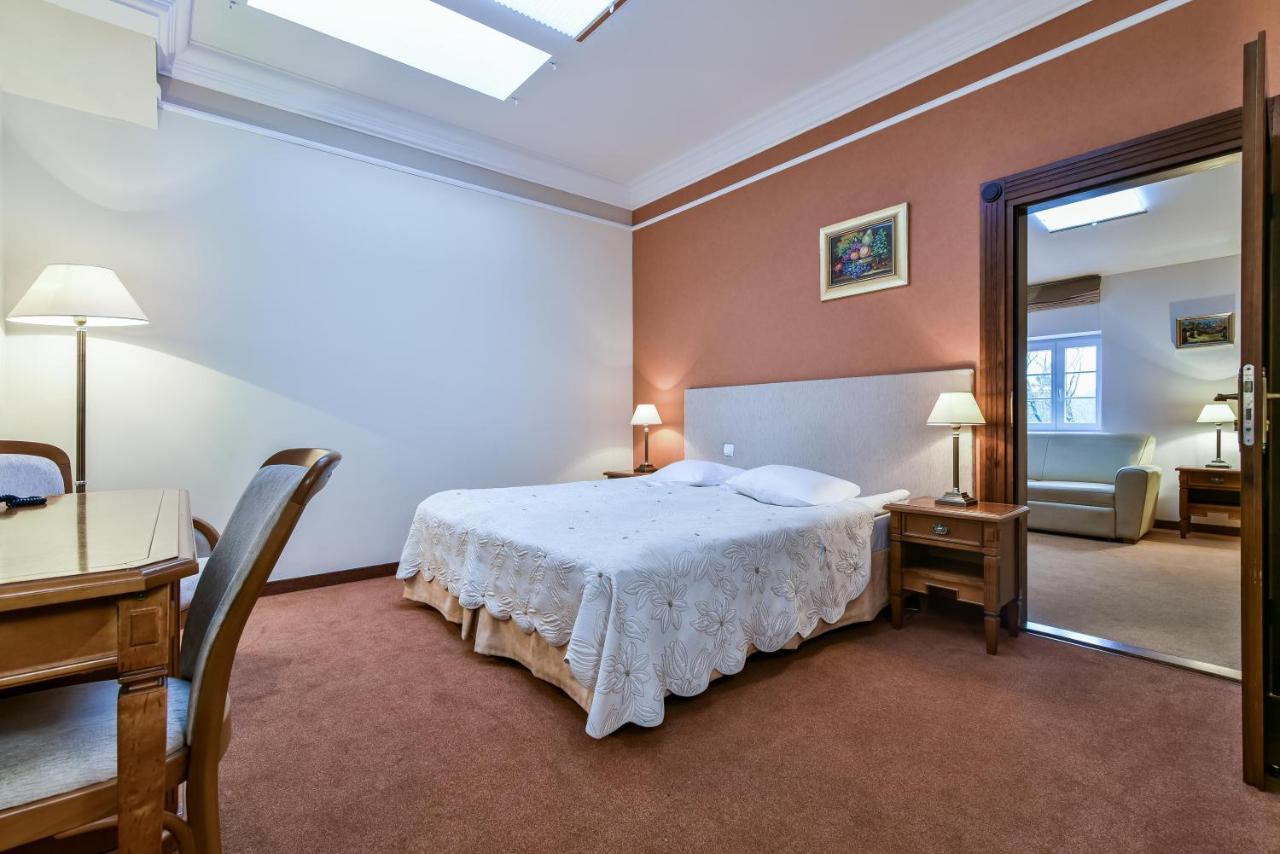 Hotel Spa Wieniawa Rekowo  Exteriör bild