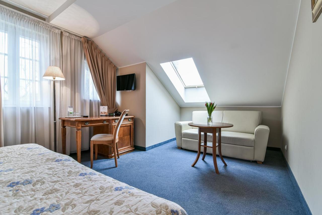 Hotel Spa Wieniawa Rekowo  Exteriör bild