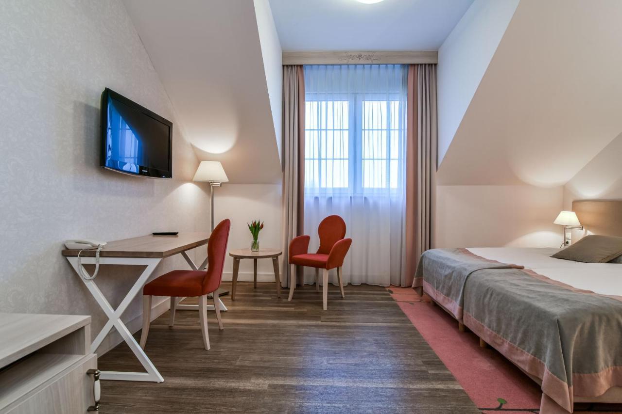 Hotel Spa Wieniawa Rekowo  Exteriör bild
