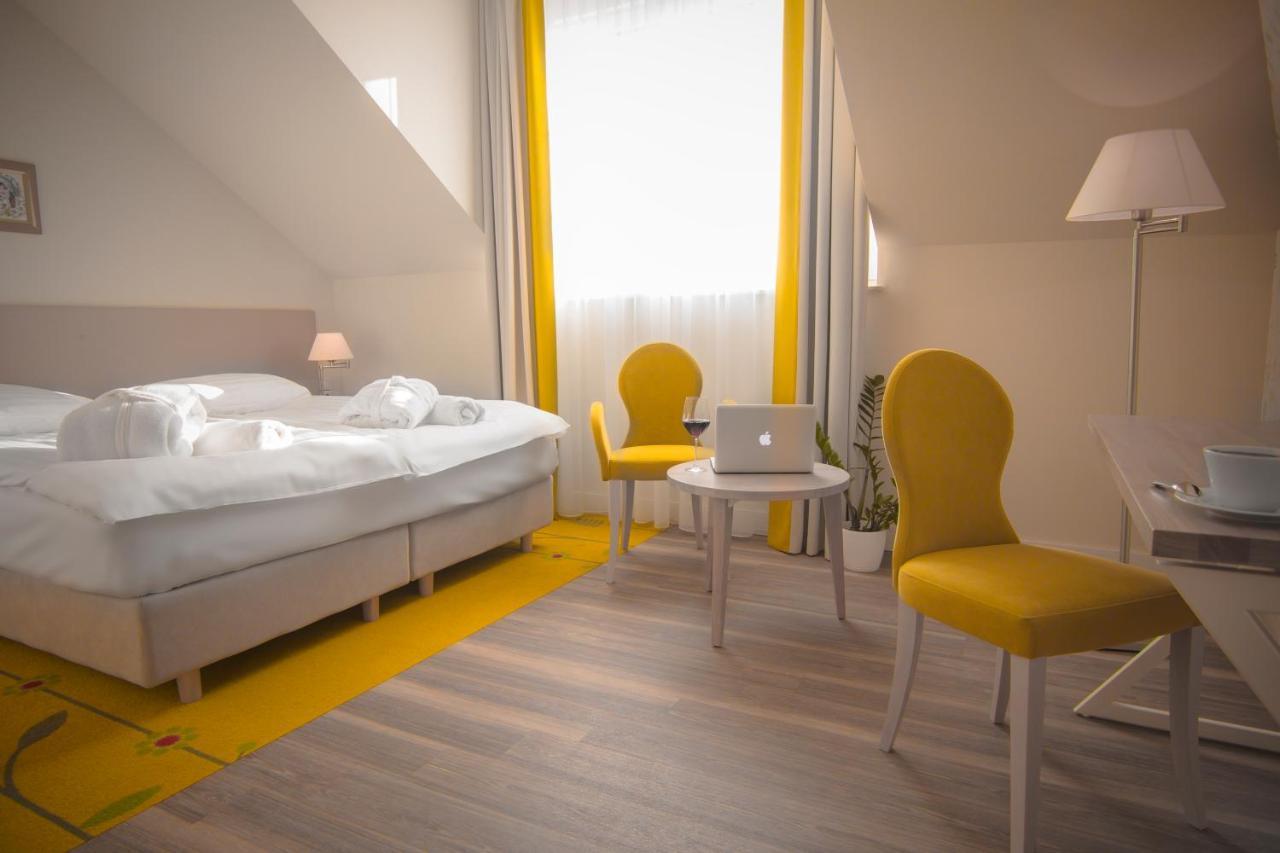 Hotel Spa Wieniawa Rekowo  Exteriör bild